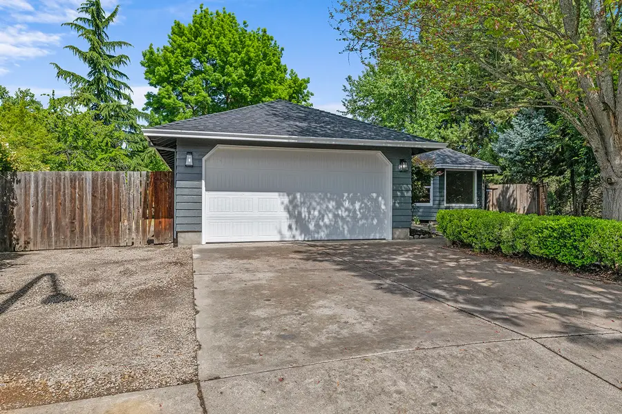 1182 Westview Court, Medford, OR 97504 - #2