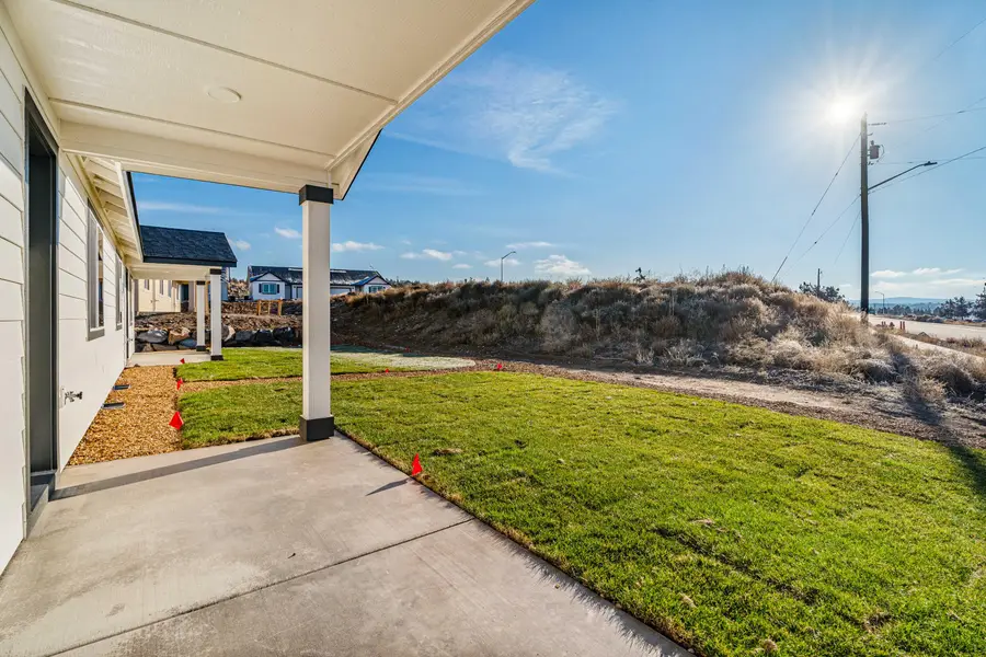 895 SE Starview Avenue Se, Madras, OR 97741 - #3