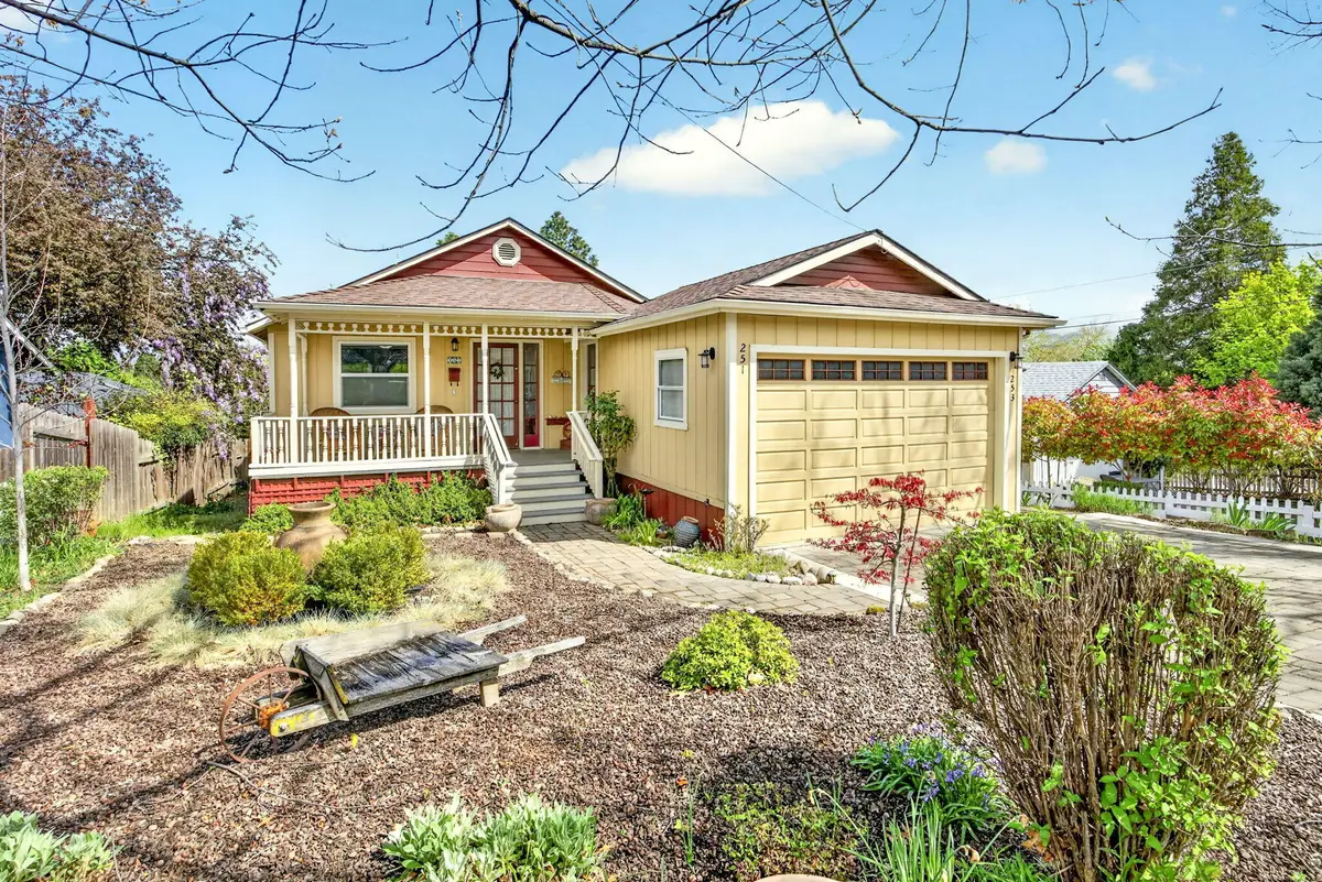 251 E Hersey Street, Ashland, OR 97520 - #1