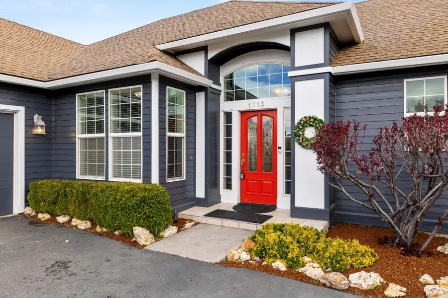1713 Harmony Lane, Klamath Falls, OR 97601 - #3