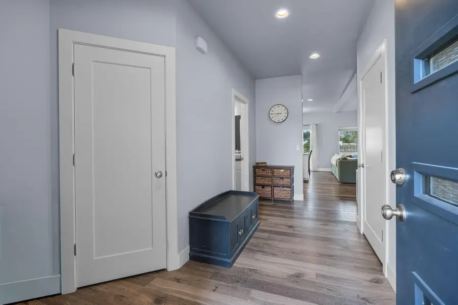 1726 SW 27th Street, Redmond, OR 97756 - #3