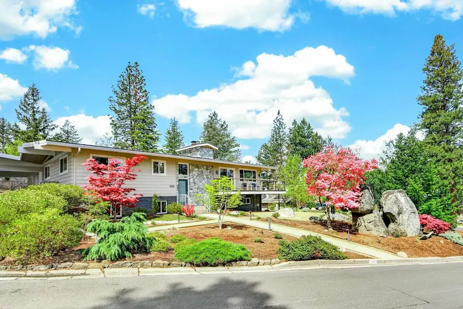 1005 Timberline Terrace, Ashland, OR 97520 - #2