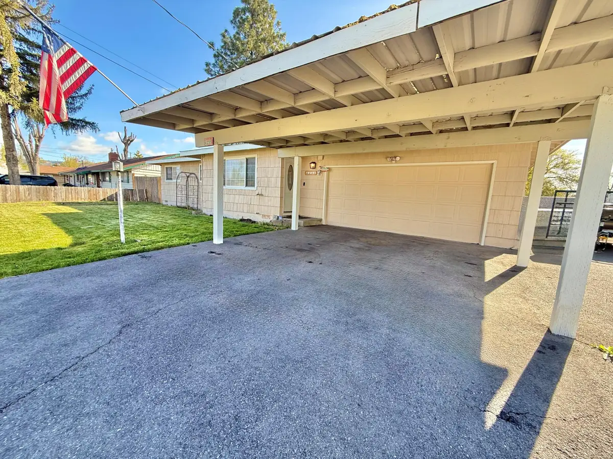 4235 Gary Street, Klamath Falls, OR 97603 - #1