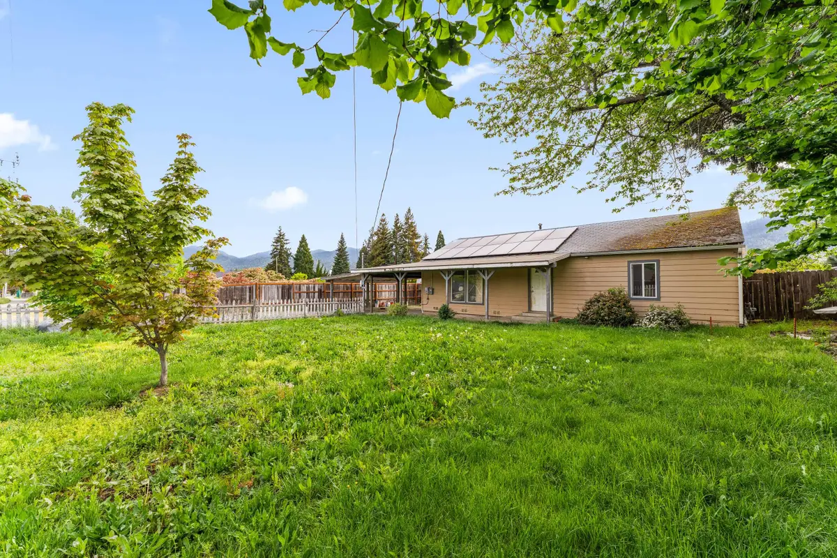 1837 Drury Lane, Grants Pass, OR 97527 - #1