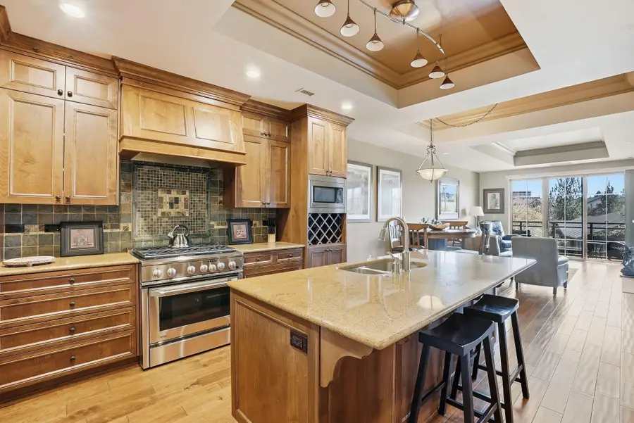 363 SW Bluff Drive #UNIT 203, Bend, OR 97702 - #3