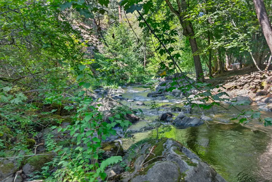 3950 Little Applegate Road, Jacksonville, OR 97530 - #3