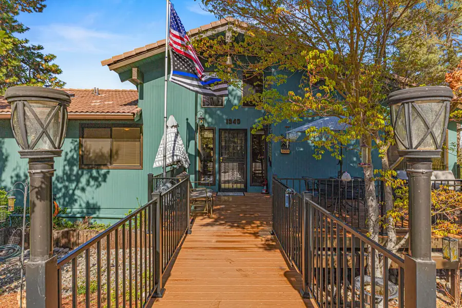 1240 Vista Way, Klamath Falls, OR 97601 - #2