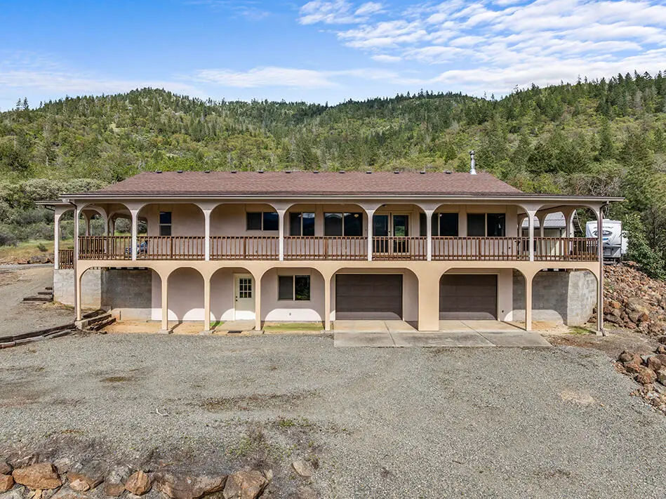 10300 N Applegate Road, Grants Pass, OR 97527 - #1