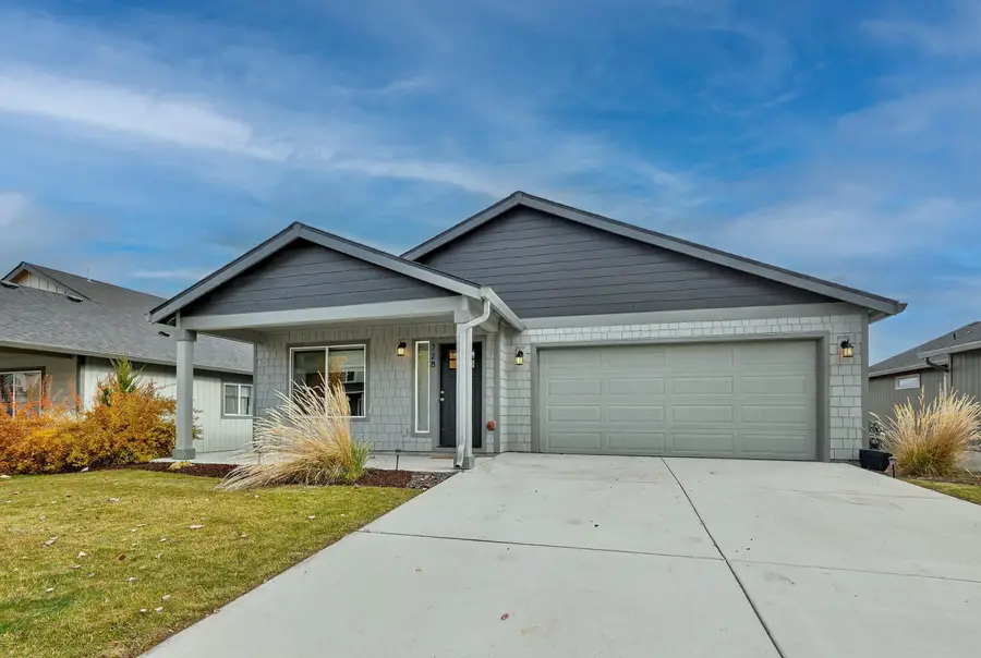 728 NE Brookstone Drive, Prineville, OR 97754 - #3