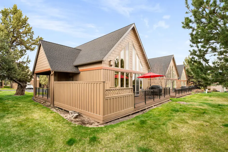 8588 Red Wing Lane, Redmond, OR 97756 - #3