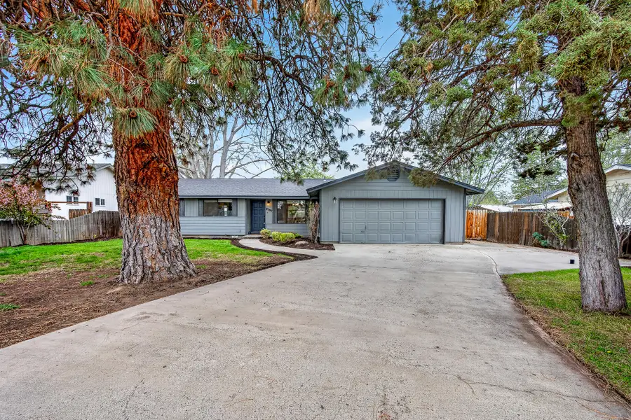 2747 SW 23rd Street, Redmond, OR 97756 - #3