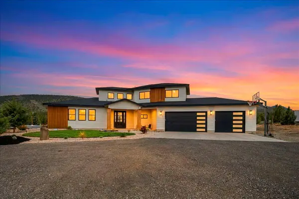 8974 SW Copley Road, Powell Butte, OR 97753