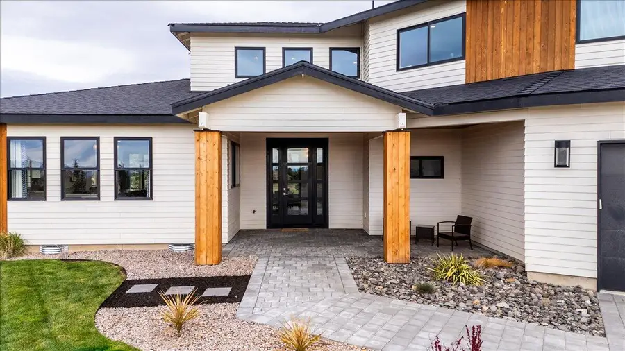 8974 SW Copley Road, Powell Butte, OR 97753 - #2