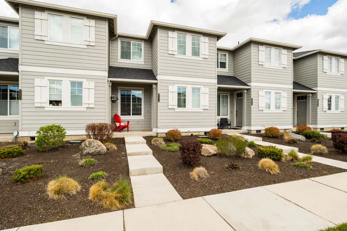 61622 SE Depot Loop, Bend, OR 97702 - #1