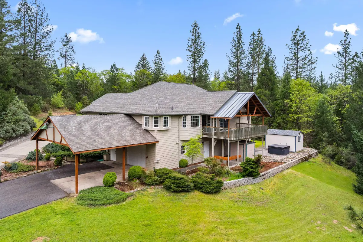 279 Palos Verdes Drive, Grants Pass, OR 97526 - #1