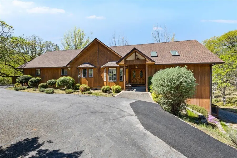 8959 John Day Drive, Gold Hill, OR 97525 - #3