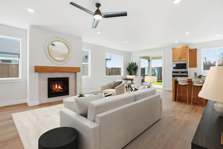 60843 SE Epic Place, Bend, OR 97702 - #3