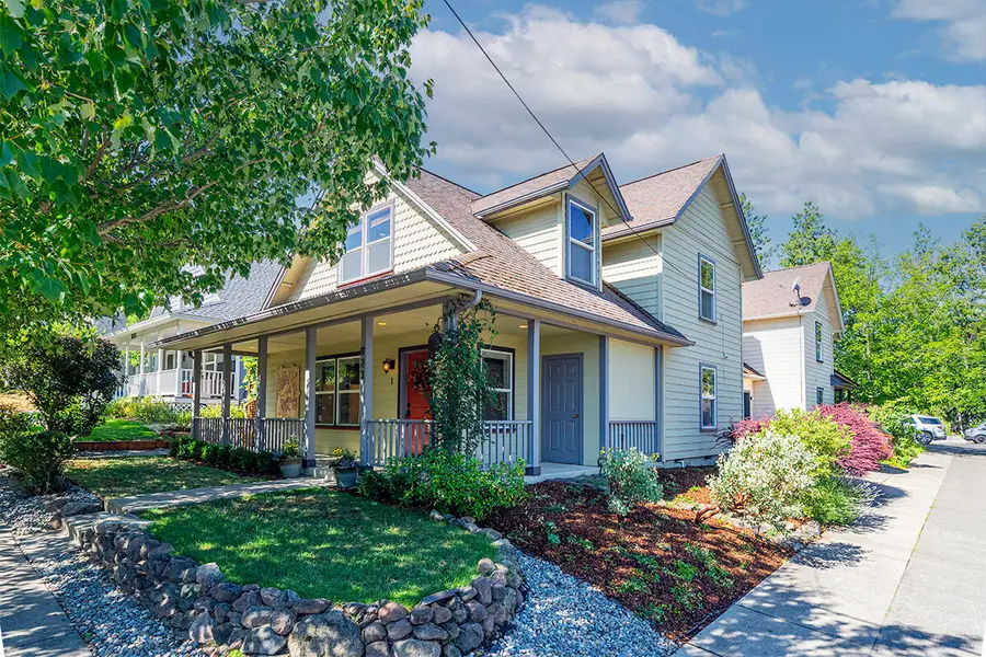 923 Bellview Avenue #1, Ashland, OR 97520 - #2