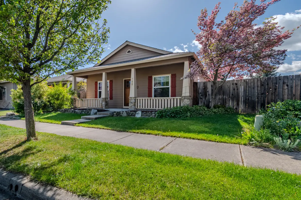 708 Isherwood Drive, Central Point, OR 97502 - #1