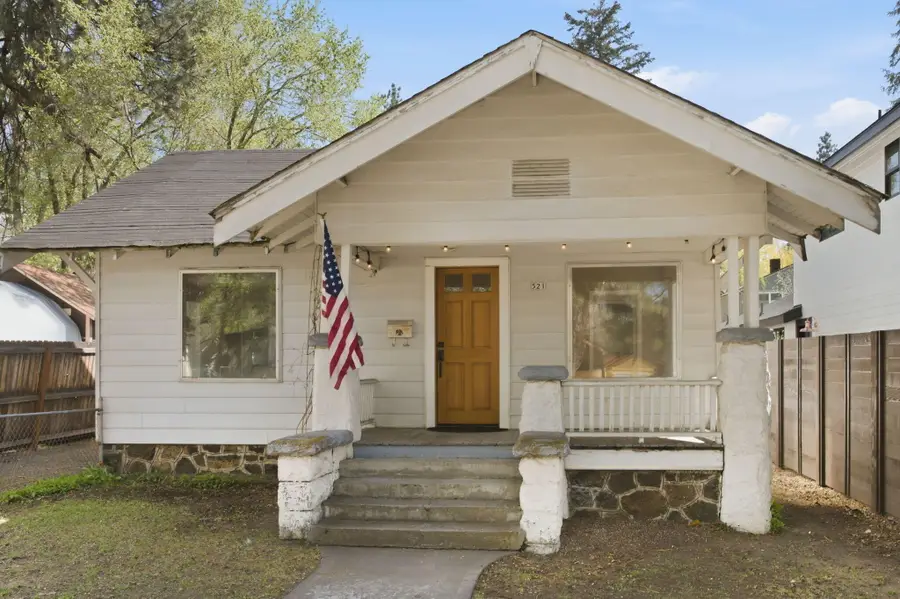 521 NW Georgia Avenue, Bend, OR 97703 - #2