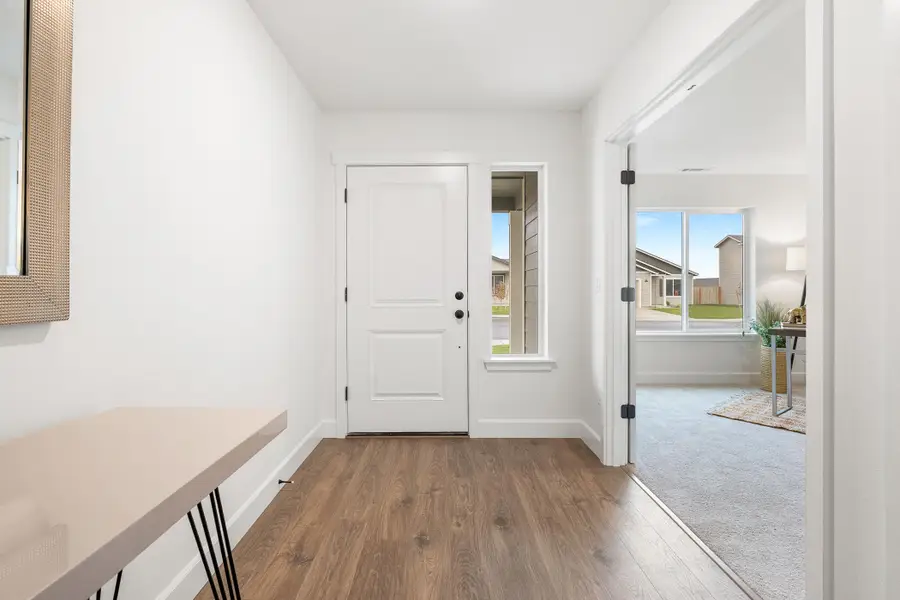 406 NW Monte Vista Avenue #124, Madras, OR 97741 - #2