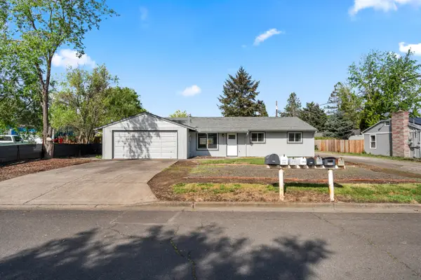 2711 Elliott Avenue, Medford, OR 97501
