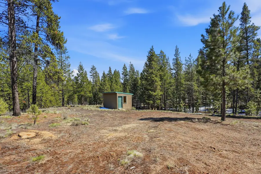 15171 W River Loop Drive W, Bend, OR 97707 - #2