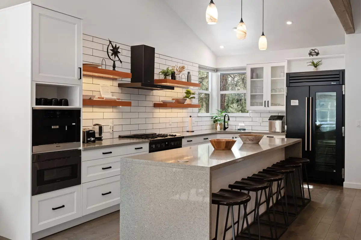 57752 Lassen Lane #9, Bend, OR 97707 - #1