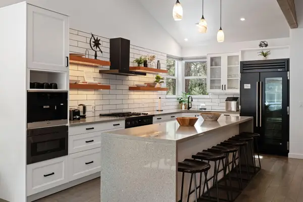 57752 Lassen Lane #9, Bend, OR 97707