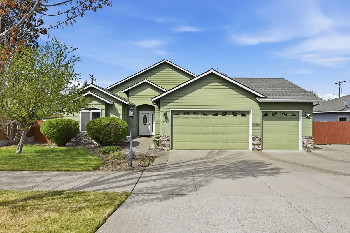 209 SE Soft Tail Drive, Bend, OR 97702 - #1