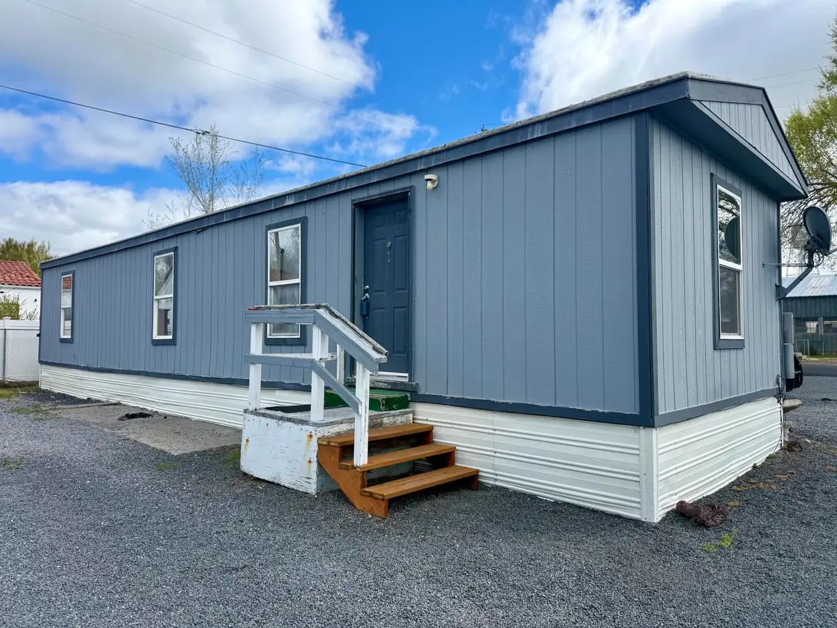 425 W Front # 7, Merrill, OR 97633 - #1