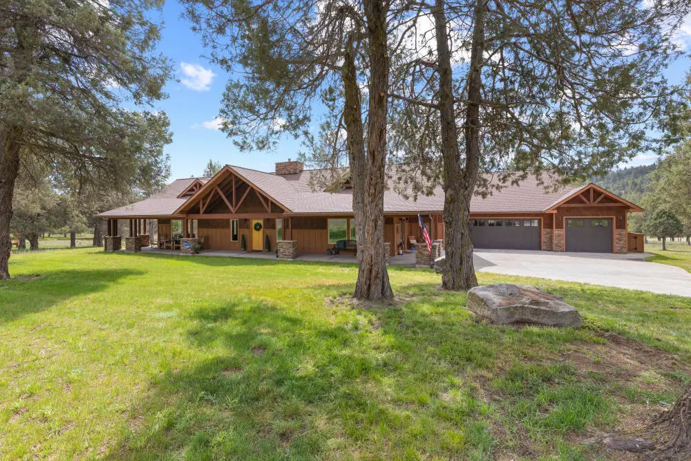 1164 Paper Birch Way, Klamath Falls, OR 97601 - #1