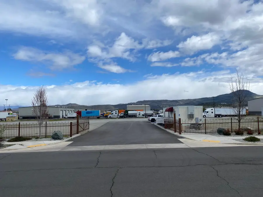 1100 E Vilas Road, Medford, OR 97502 - #2