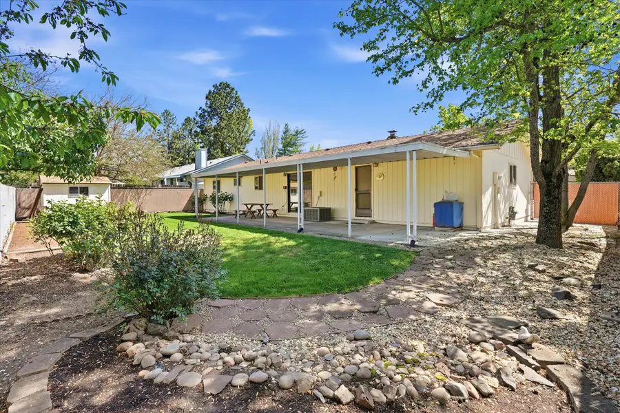 2933 Lazy Creek Drive, Medford, OR 97504 - #3