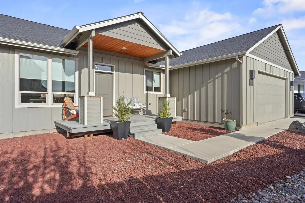 220 NW 28th Street, Redmond, OR 97756 - #1