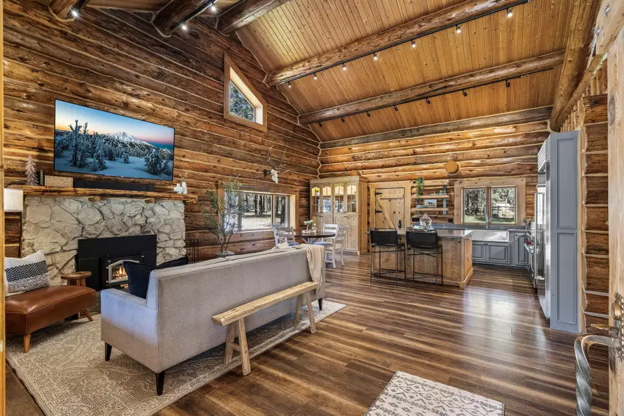 69340 Deer Ridge Road, Sisters, OR 97759 - #3