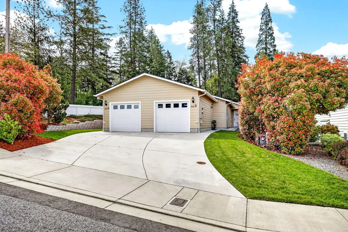 3001 University Road #A & B, Grants Pass, OR 97527 - #1