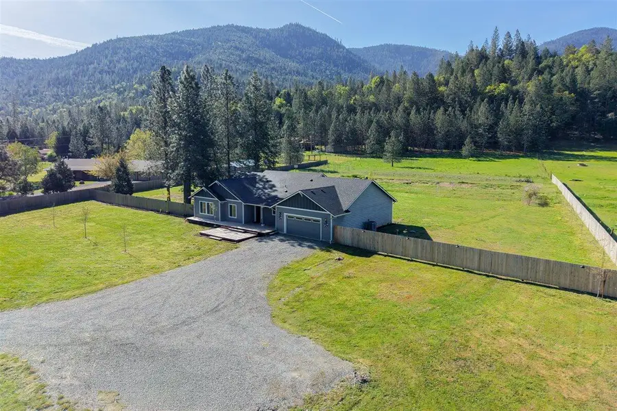 2355 Fish Hatchery Road, Grants Pass, OR 97527 - #3