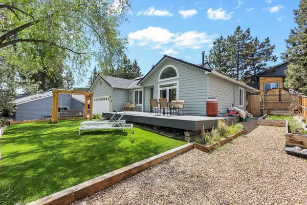 2807 NE Lotno Drive, Bend, OR 97701