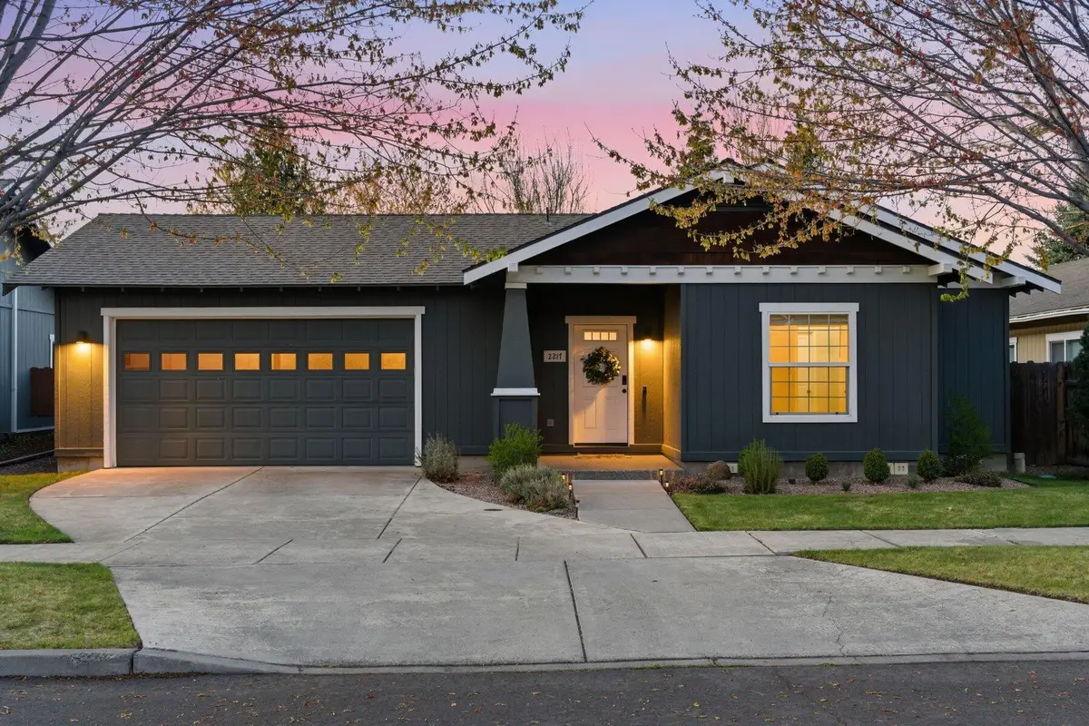 2217 NW Cedar Avenue, Redmond, OR 97756 - #1