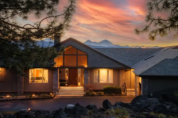 1742 NW Okane Court, Bend, OR 97703