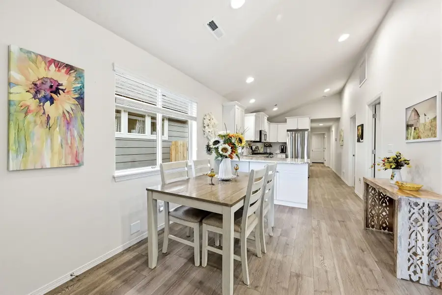 2518 NW Teak Avenue, Redmond, OR 97756 - #2