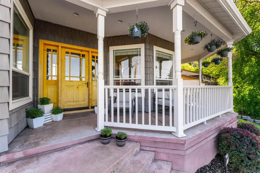 1679 NE Terrace Drive, Grants Pass, OR 97526 - #3