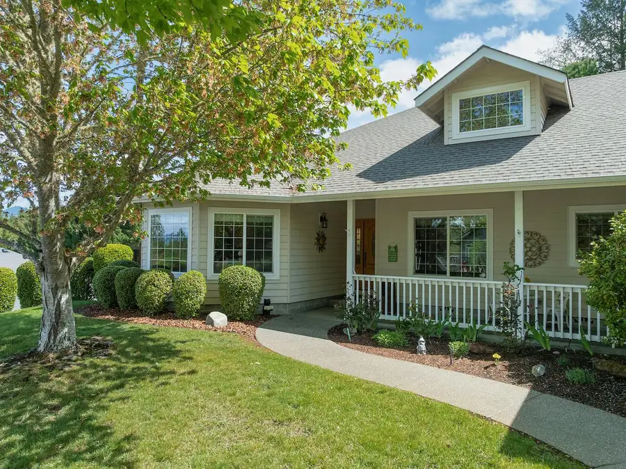 2461 Coach Drive, Grants Pass, OR 97527 - #3