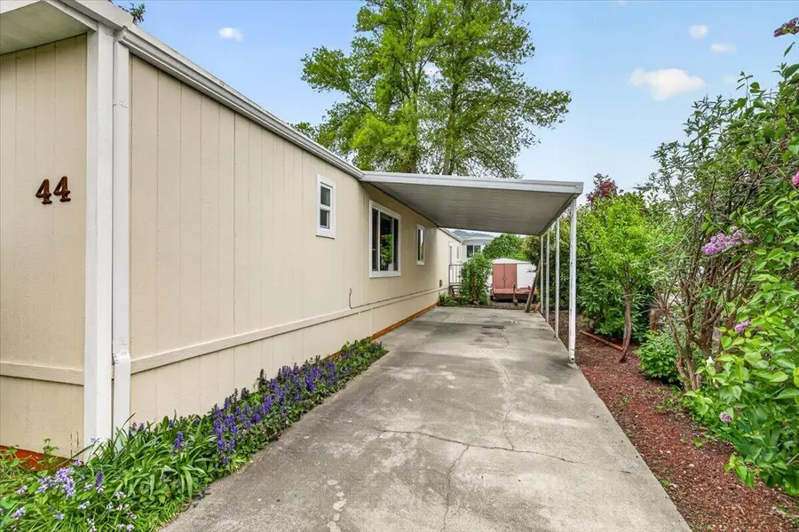 355 Colver Road #UNIT 44, Talent, OR 97540 - #2