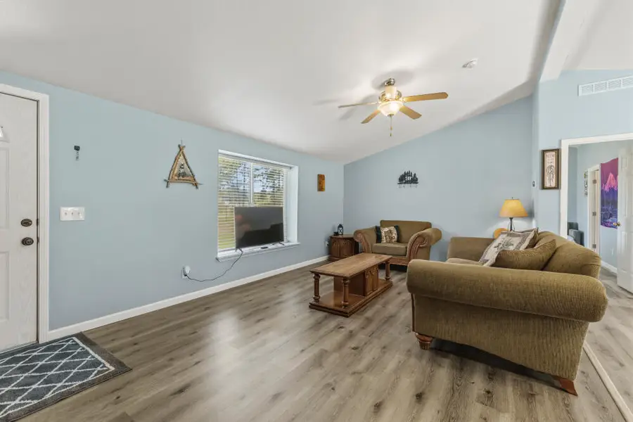 38040 Kugler Way #8,9, Chiloquin, OR 97624 - #3