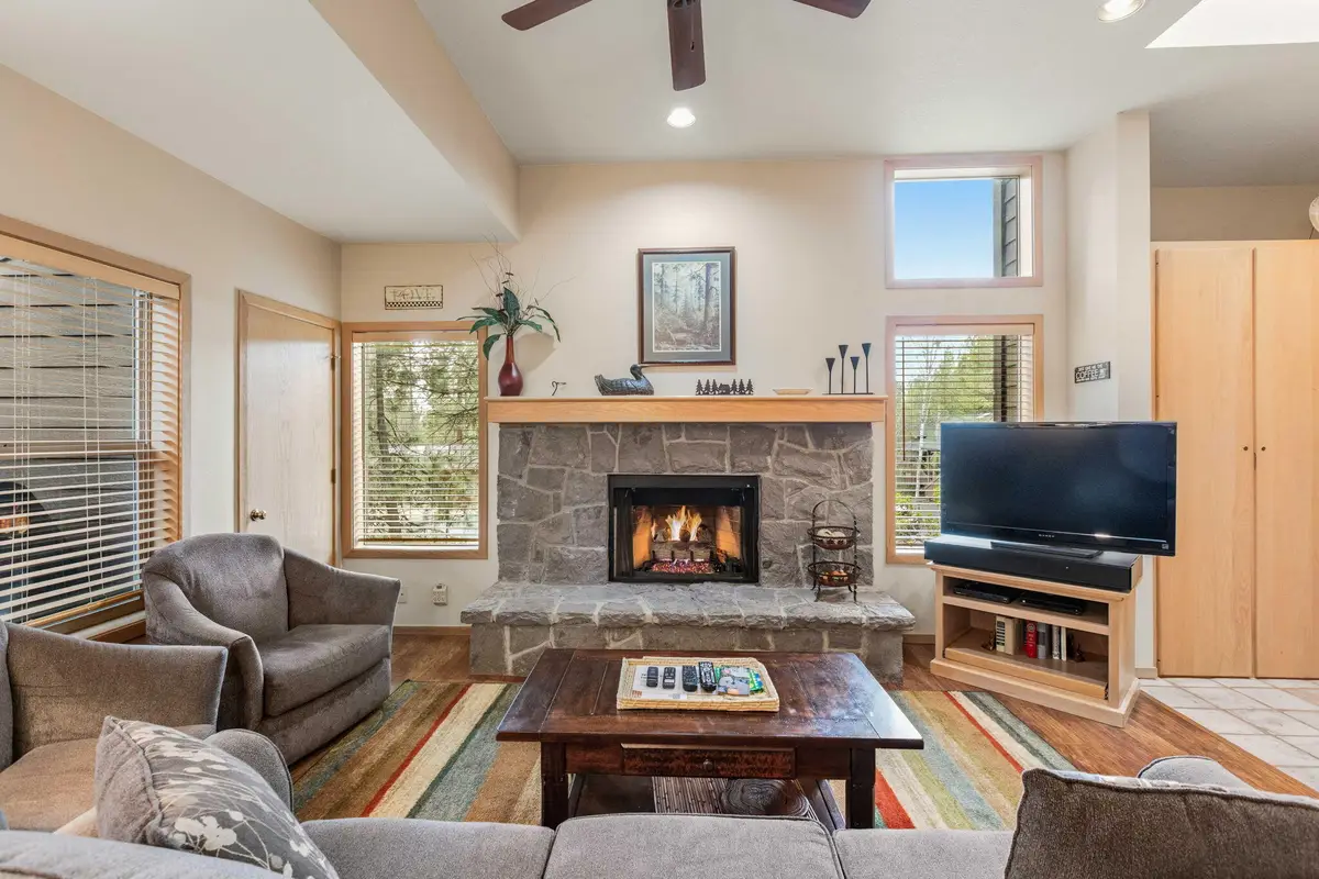 57374 Beaver Ridge Loop #32C, Sunriver, OR 97707 - #1