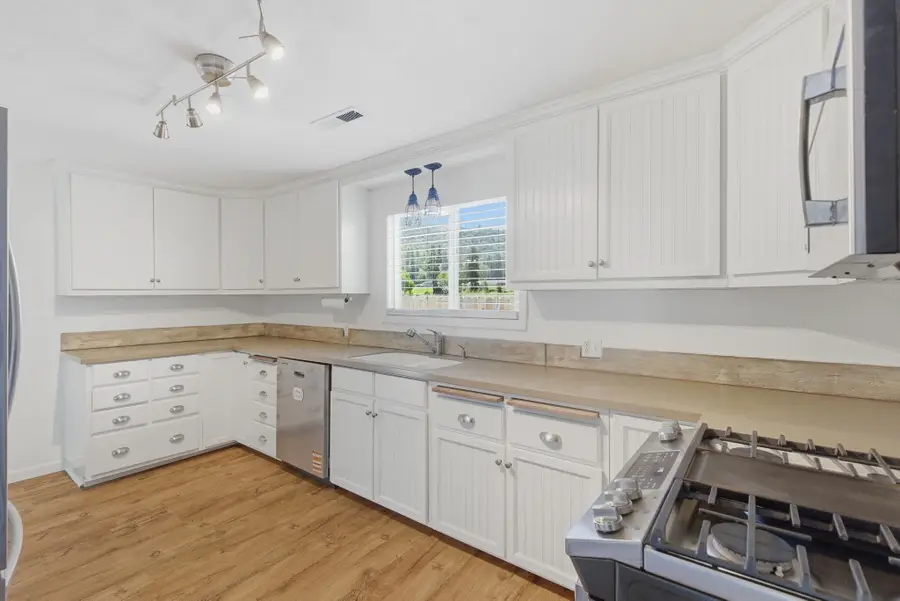 95 Champlin Lane, Gold Hill, OR 97525 - #3