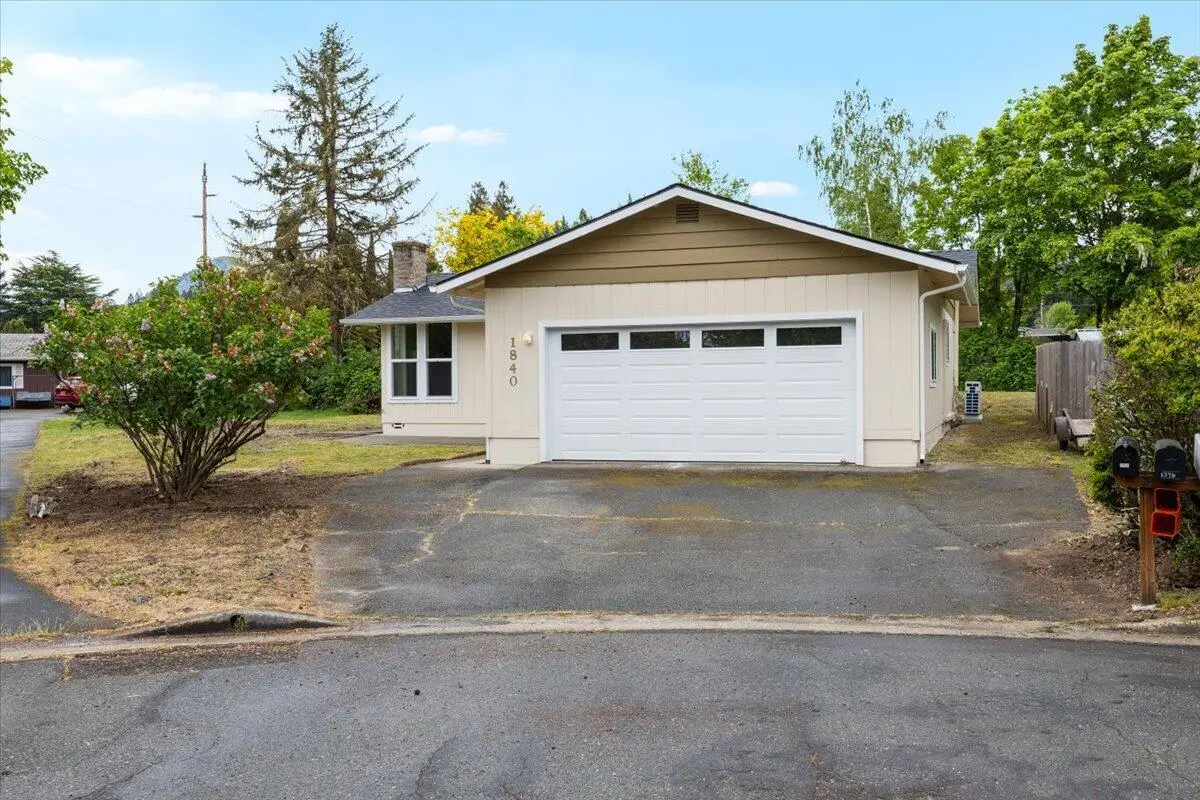 1840 Conestoga Drive, Grants Pass, OR 97527 - #1