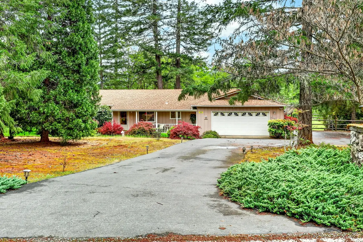 185 October Lane, Merlin, OR 97532 - #1